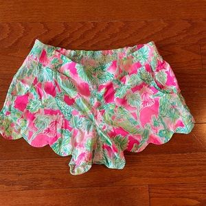 Lilly Pulitzer Scallop Edge Shorts